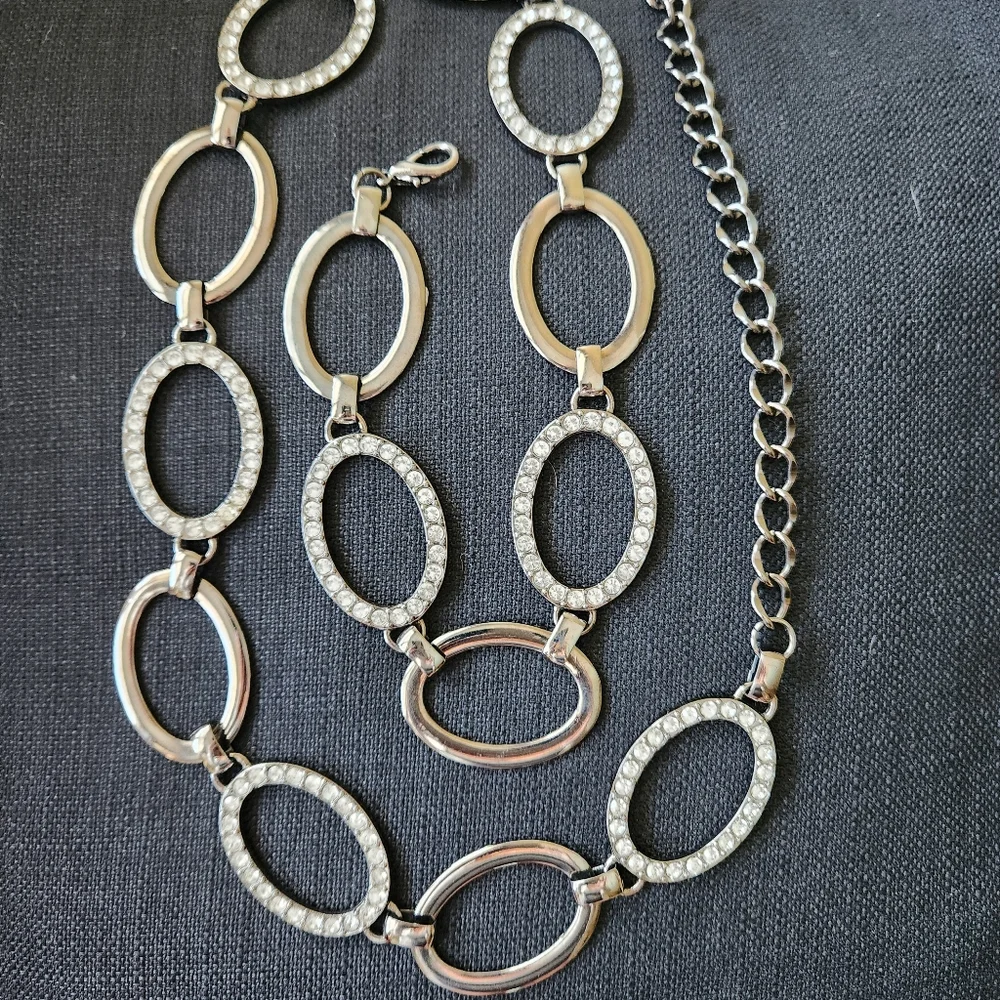 Vintage Silver Tone Chunky Oval Link Statement Chain Accessory - Rhinestones